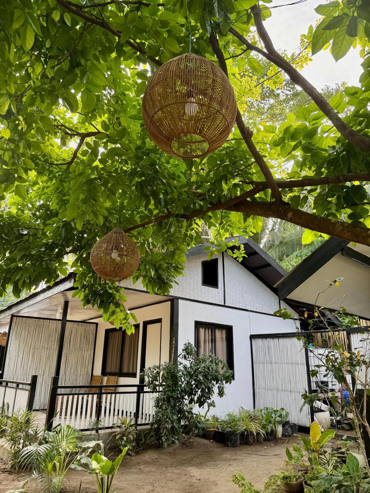 Bed and Breakfast Kasitas Sibaltan Ель-Нідо Екстер'єр фото